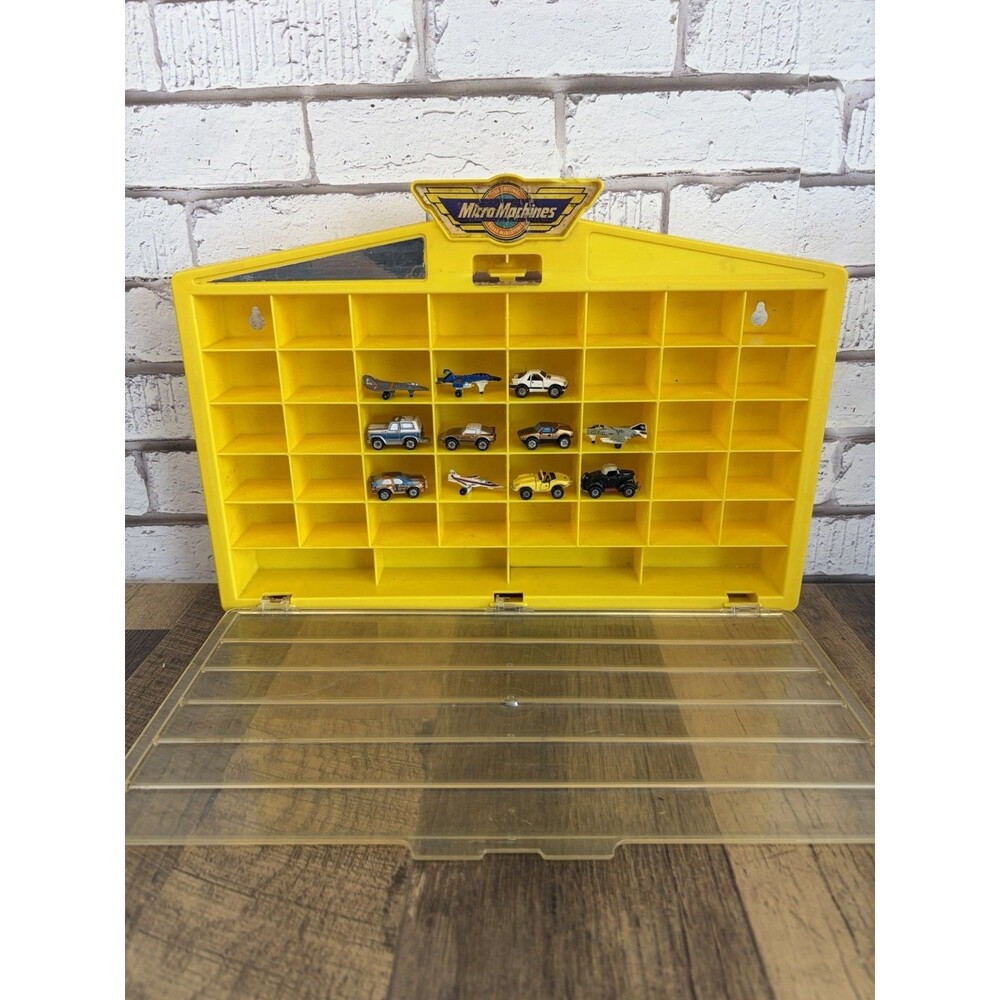 Vintage Micro Machines 1989 Yellow Carry Case Galoob + 11 Vehicles Cars/planes
